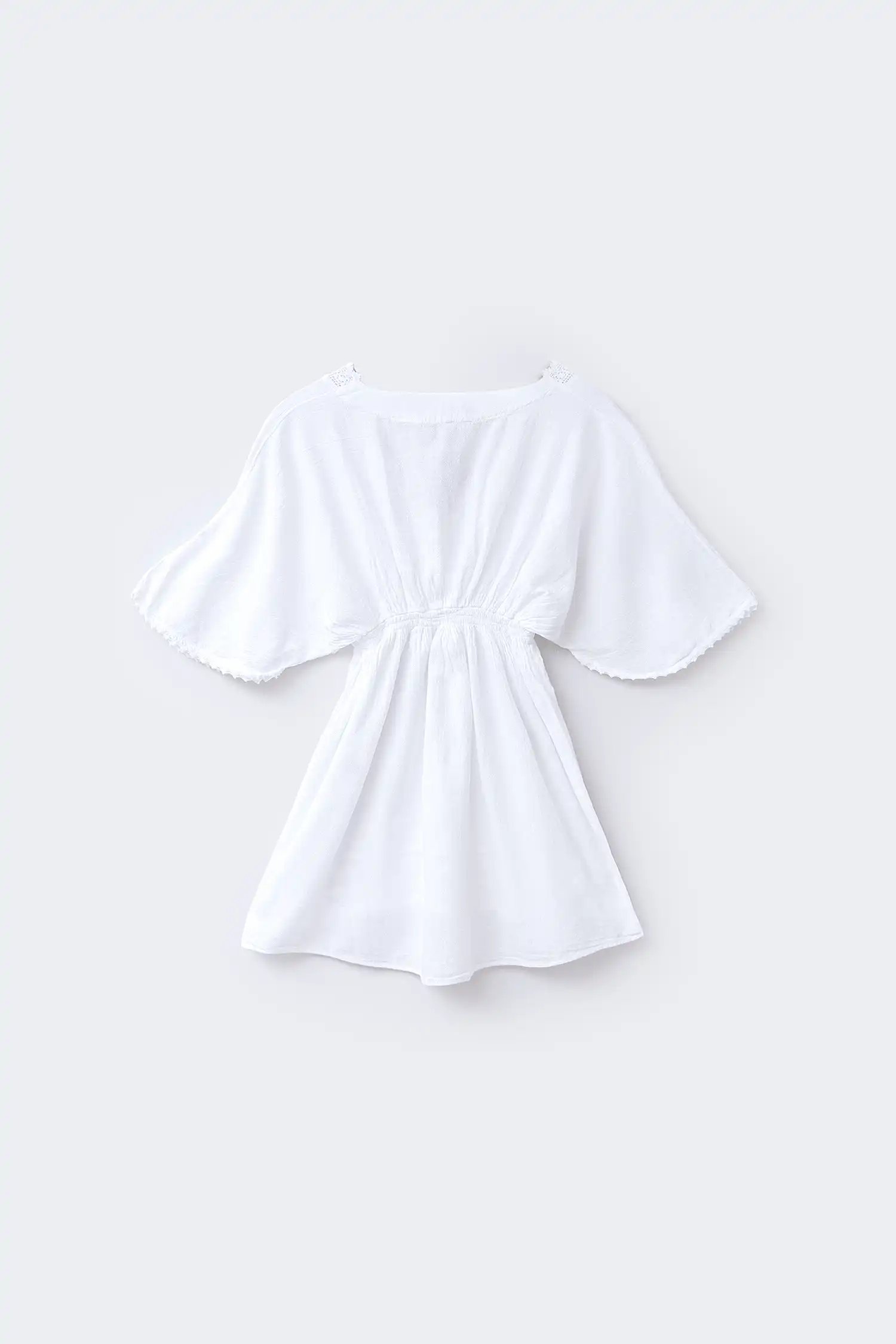 Caftán ibicenco blanco vista trasera